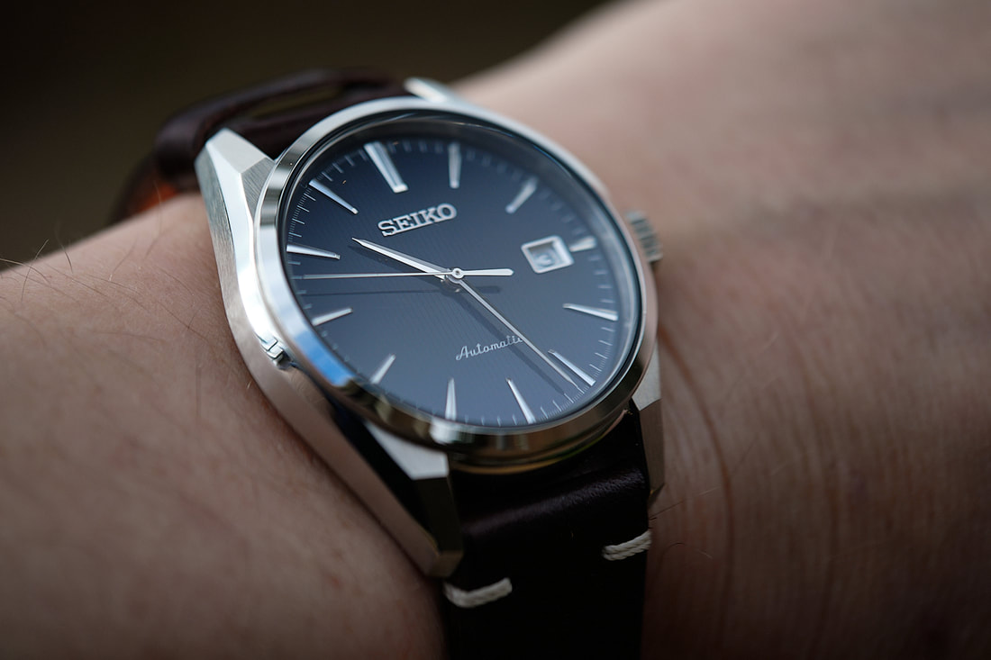 Picture of SARX045 worn on a 19cm wrist on esbjorn.com.au